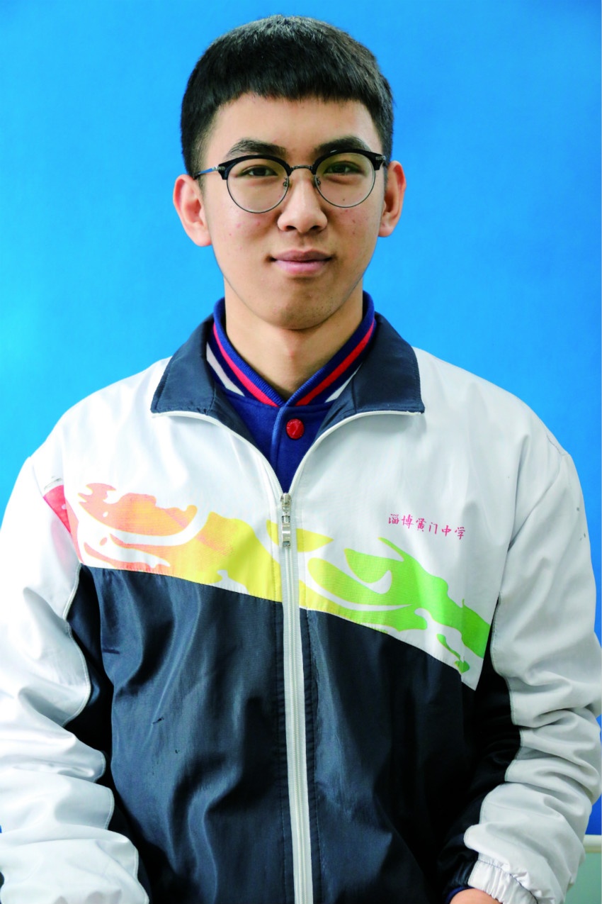IMG_4667-理科一班进步前五名：李奕辰_meitu_11.jpg